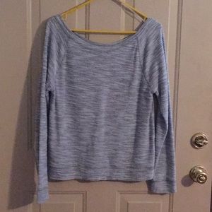Gray/white comfy top